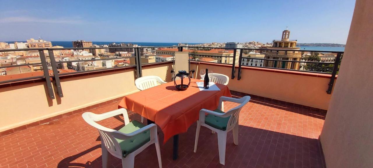 Bella Vista Apartment Syracuse Bagian luar foto